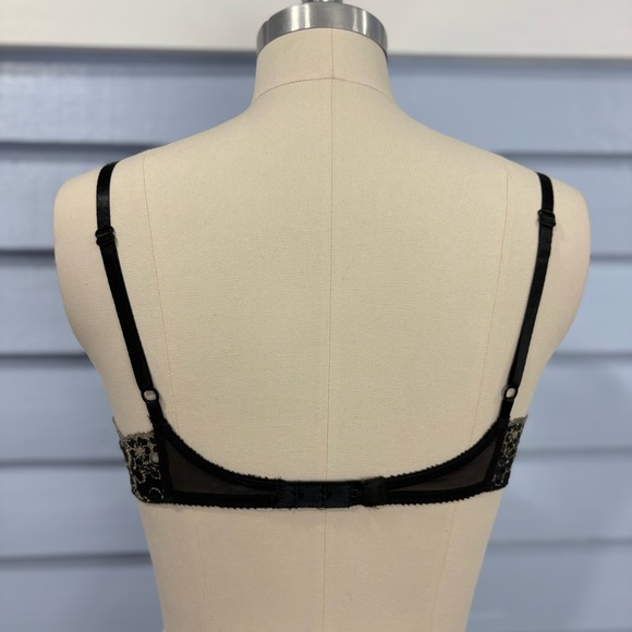 Vintage 80s Victoria’s Secret Black & Gold Lace Balconette Bra - Picture 4 of 5